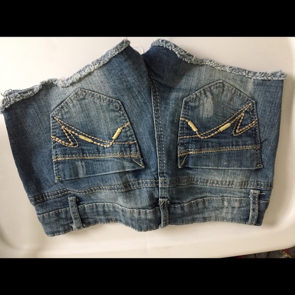 Shorts - Picture 2 of 2